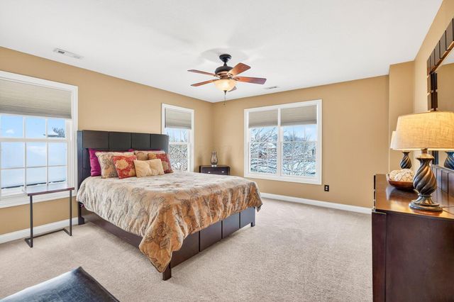 8159 Winchcombe Drive, Dublin, OH 43016