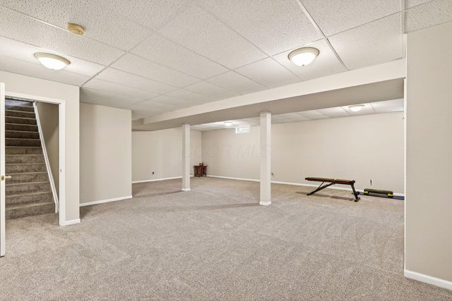 8159 Winchcombe Drive, Dublin, OH 43016