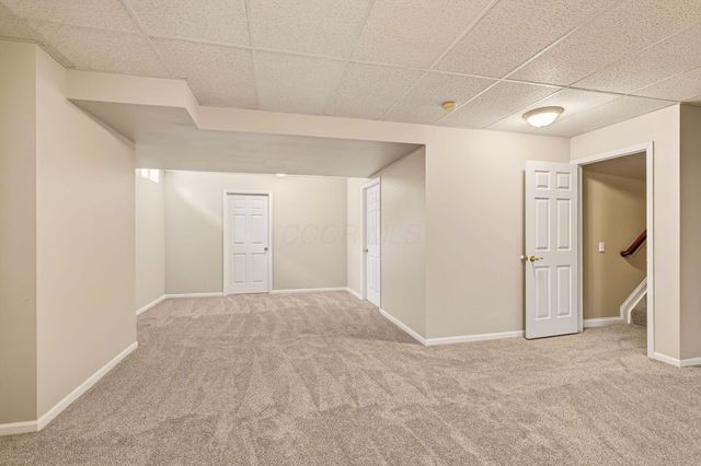 8159 Winchcombe Drive, Dublin, OH 43016