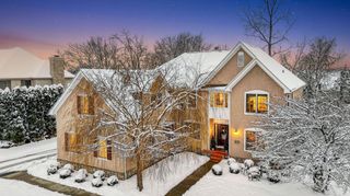 8159 Winchcombe Drive, Dublin, OH 43016