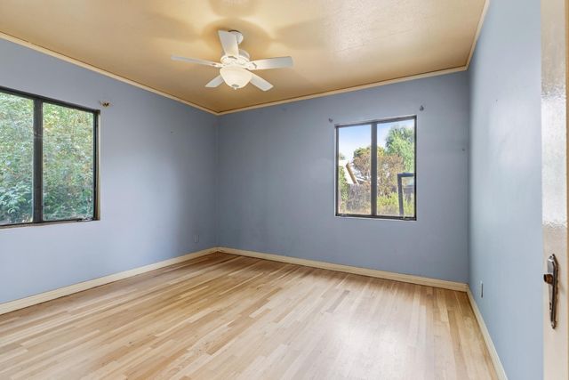 213 Palm Ave, Modesto, CA 95350
