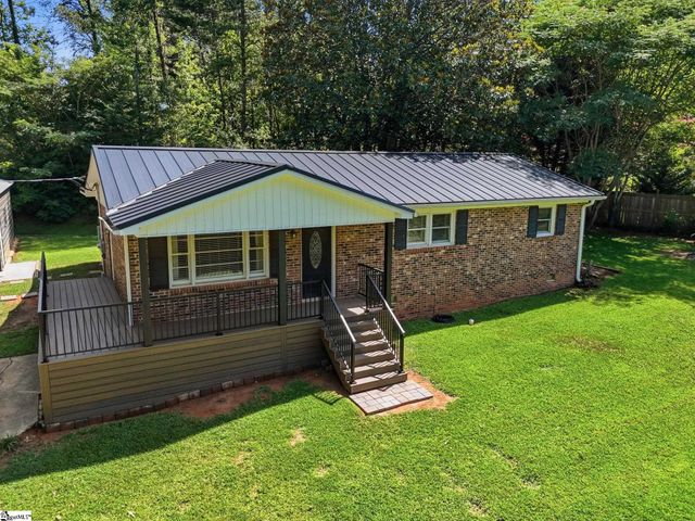 30 Dogwood Drive, Travelers Rest, SC 29690