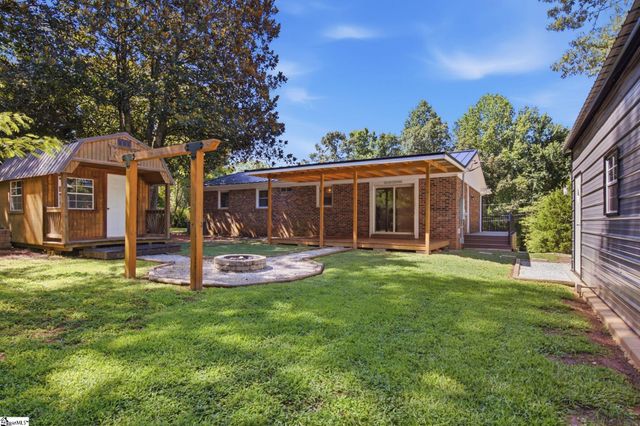 30 Dogwood Drive, Travelers Rest, SC 29690