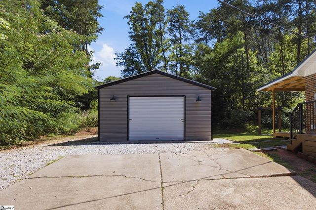 30 Dogwood Drive, Travelers Rest, SC 29690