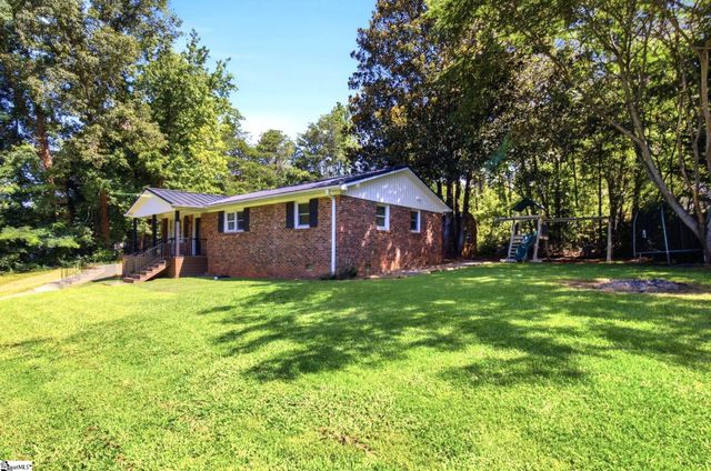 30 Dogwood Drive, Travelers Rest, SC 29690