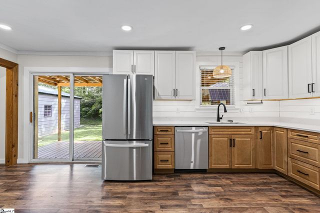 30 Dogwood Drive, Travelers Rest, SC 29690