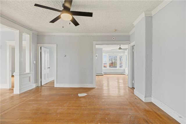 42 Main Road, Tiverton, RI 02878