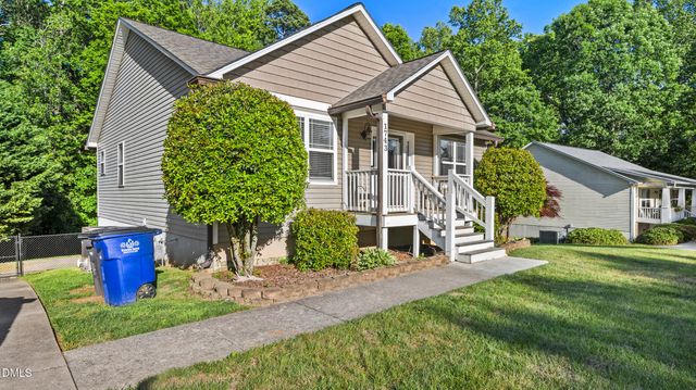 1743 Willa Pl Drive, Kernersville, NC 27284