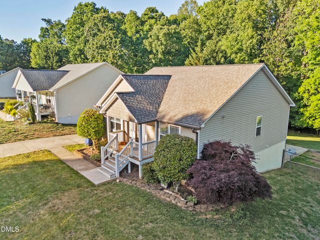 1743 Willa Pl Drive, Kernersville, NC 27284