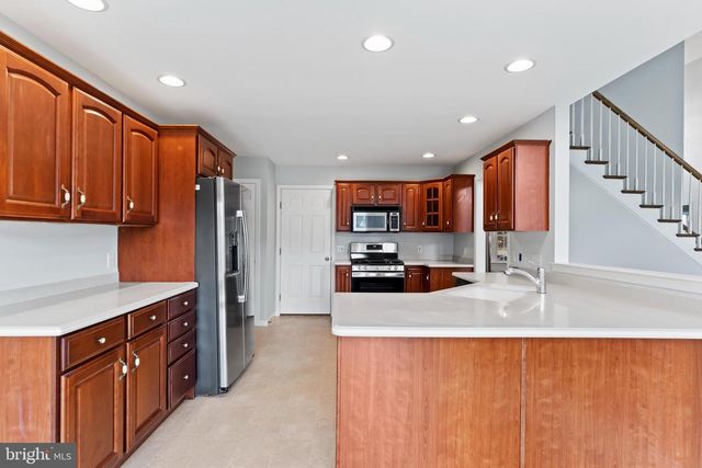 271 RED HAVEN RD, Palmyra, PA 17078