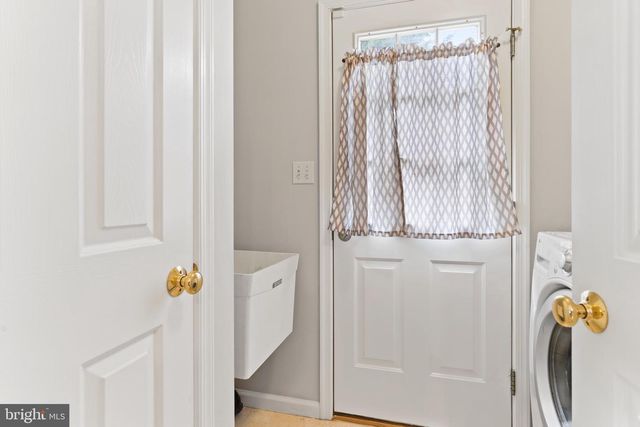 271 RED HAVEN RD, Palmyra, PA 17078