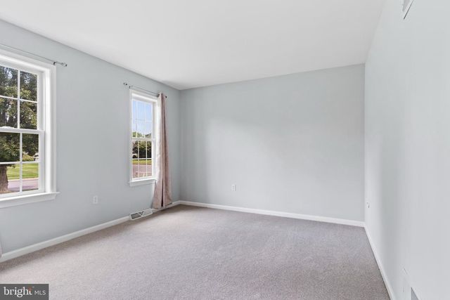 271 RED HAVEN RD, Palmyra, PA 17078