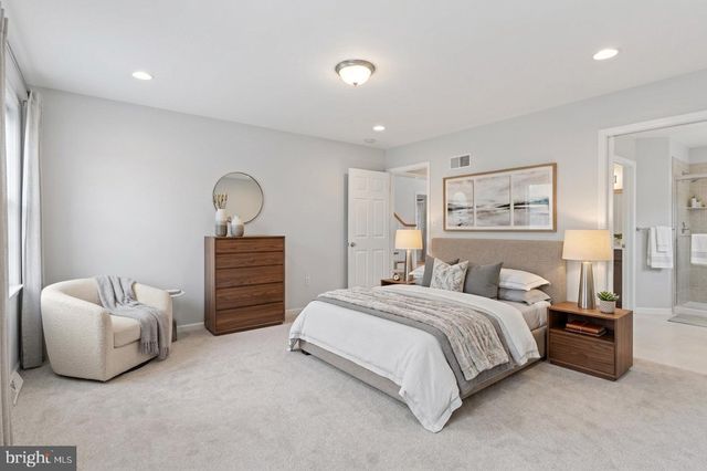 271 RED HAVEN RD, Palmyra, PA 17078