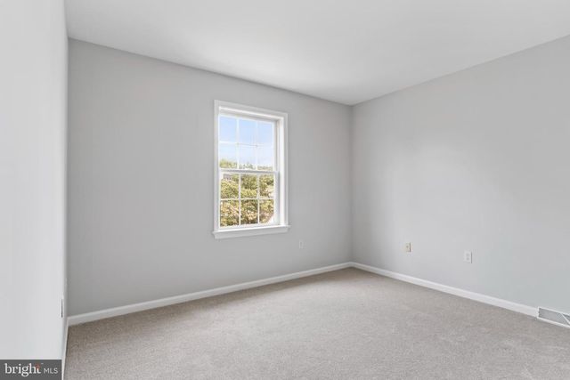 271 RED HAVEN RD, Palmyra, PA 17078
