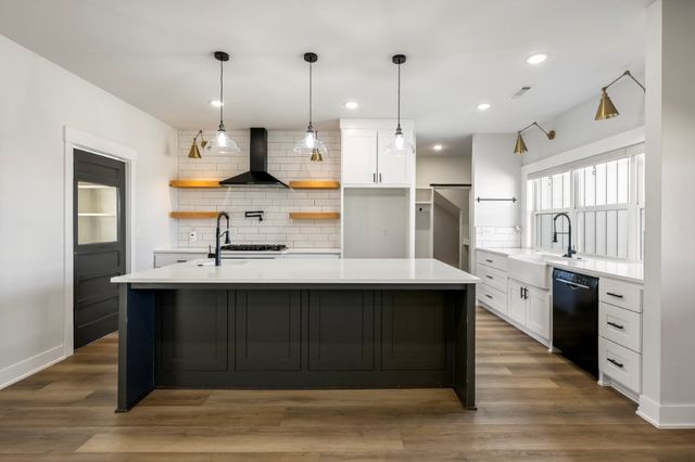 11 McDole Lane, Bella Vista, AR 72715