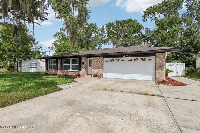 7474 DEEPWOOD Drive N, Jacksonville, FL 32244
