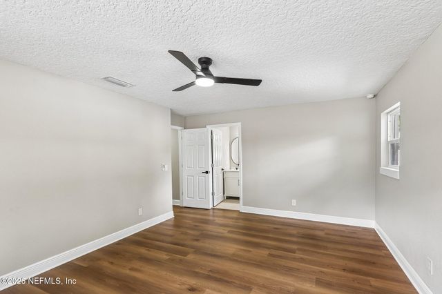 7474 DEEPWOOD Drive N, Jacksonville, FL 32244