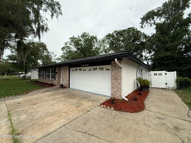 7474 DEEPWOOD Drive N, Jacksonville, FL 32244