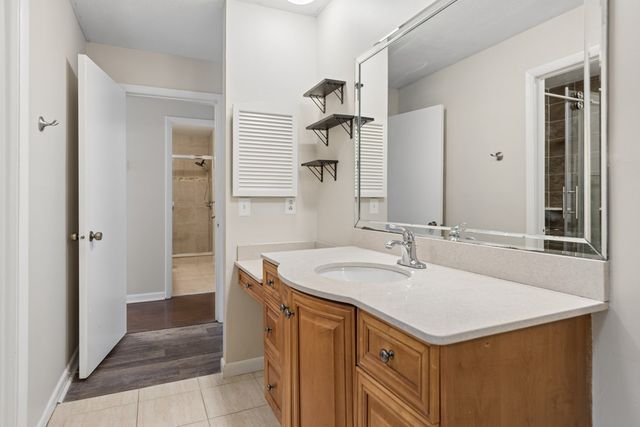 852 Todd Preis Dr, Nashville, TN 37221