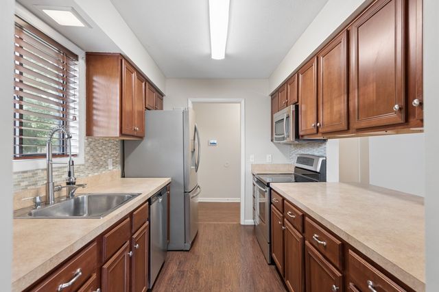 852 Todd Preis Dr, Nashville, TN 37221