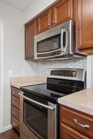 852 Todd Preis Dr, Nashville, TN 37221