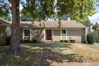 852 Todd Preis Dr, Nashville, TN 37221