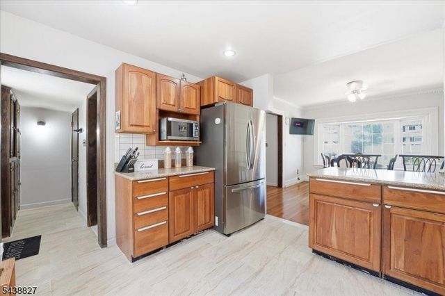 34 Livingston Ave, Kearny Town, NJ 07032