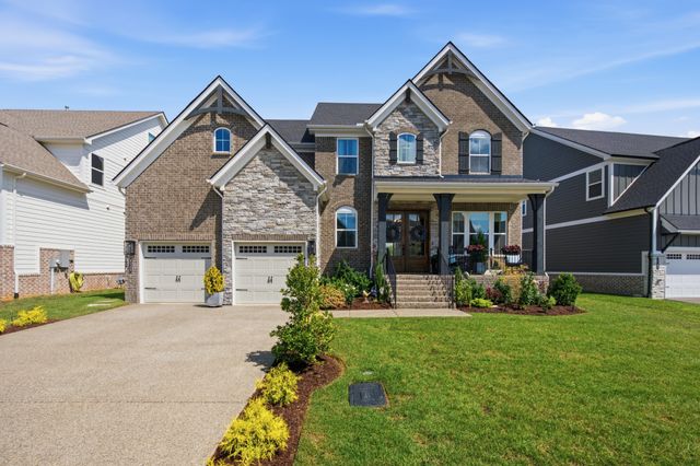 5448 Ayana Dr, Arrington, TN 37014