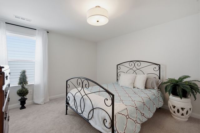 5448 Ayana Dr, Arrington, TN 37014