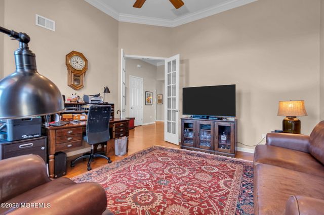 35 Muirfield Road, Jackson, NJ 08527