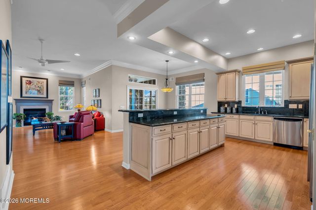 35 Muirfield Road, Jackson, NJ 08527