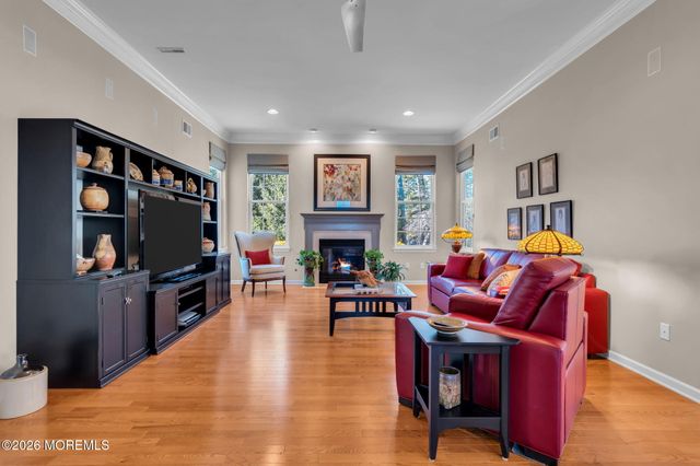 35 Muirfield Road, Jackson, NJ 08527