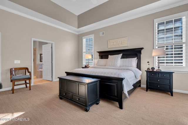 35 Muirfield Road, Jackson, NJ 08527