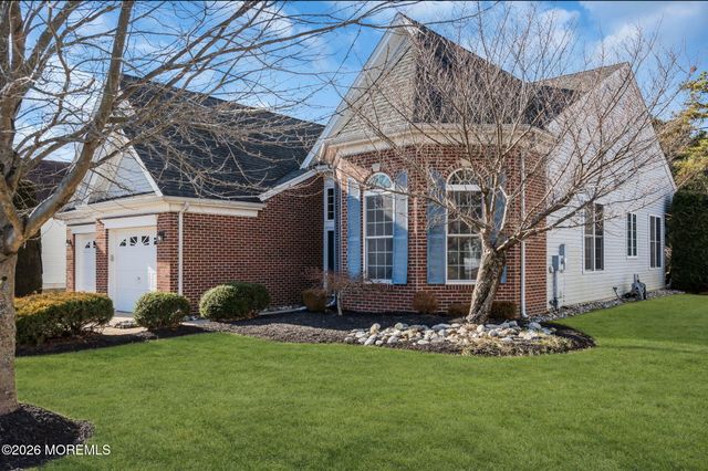 35 Muirfield Road, Jackson, NJ 08527