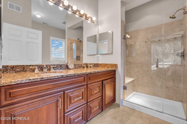 35 Muirfield Road, Jackson, NJ 08527