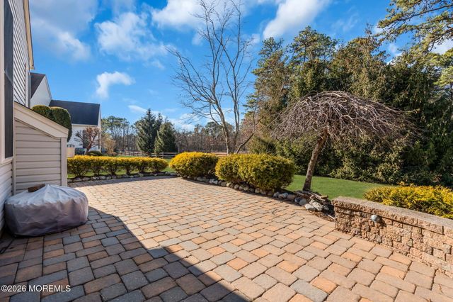 35 Muirfield Road, Jackson, NJ 08527