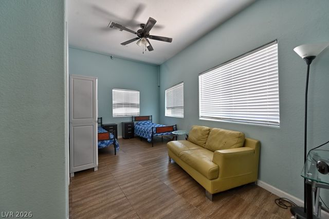 706 Lacy Lane, Las Vegas, NV 89107