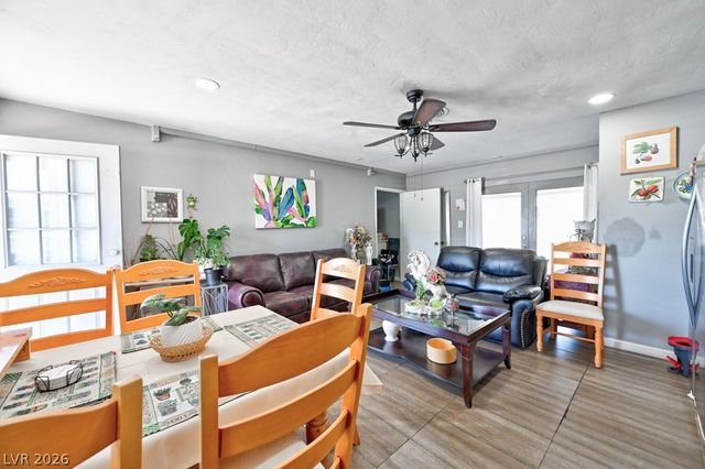706 Lacy Lane, Las Vegas, NV 89107