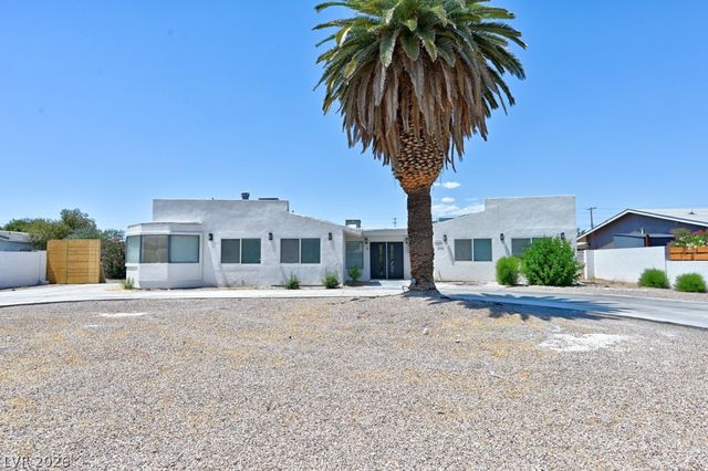 706 Lacy Lane, Las Vegas, NV 89107