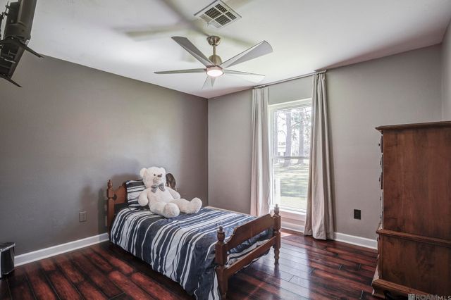 10333 John Savoy Rd, St Amant, LA 70774