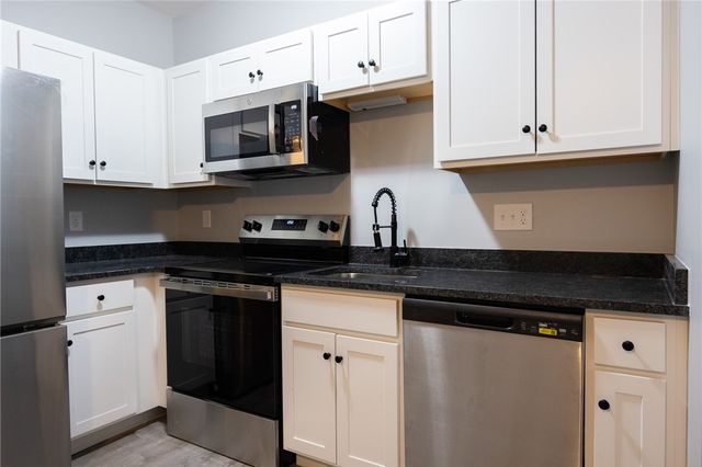 6899 POST Road 302, North Kingstown, RI 02852