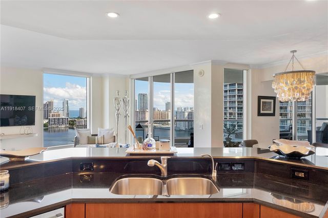 6000 Island Blvd 2406, Aventura, FL 33160