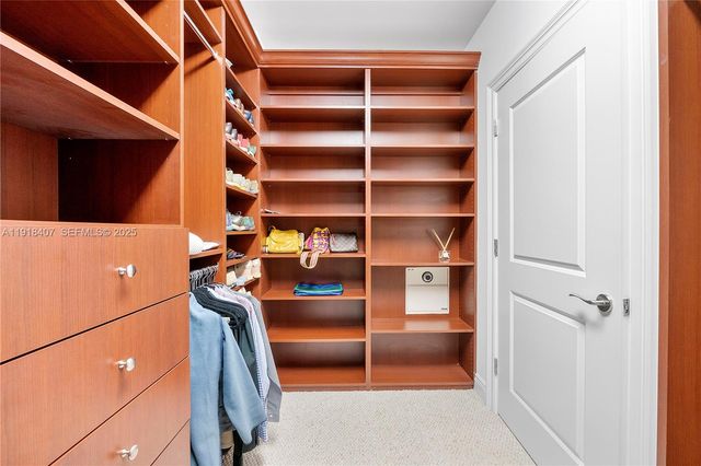 6000 Island Blvd 2406, Aventura, FL 33160