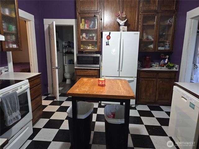 5432 S Oakes Street, Tacoma, WA 98409