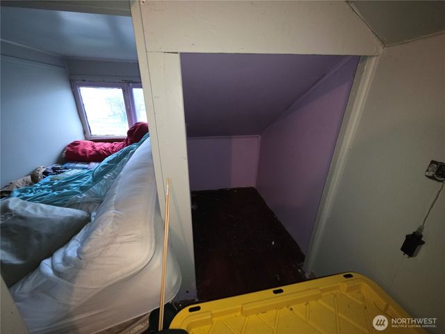 5432 S Oakes Street, Tacoma, WA 98409