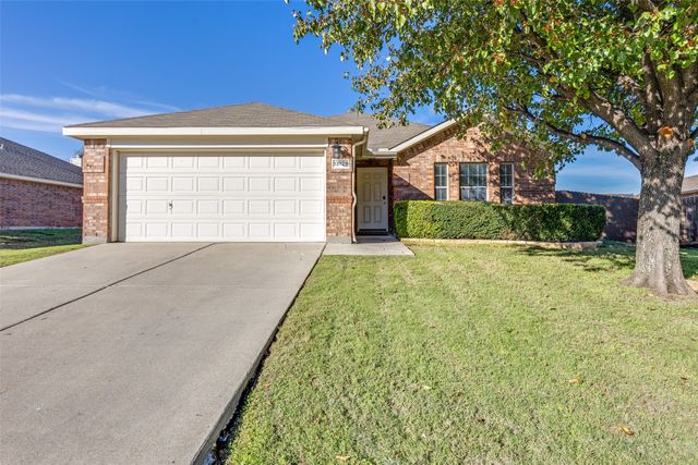 13729 Village Vista Drive, Fort Worth, TX 76052