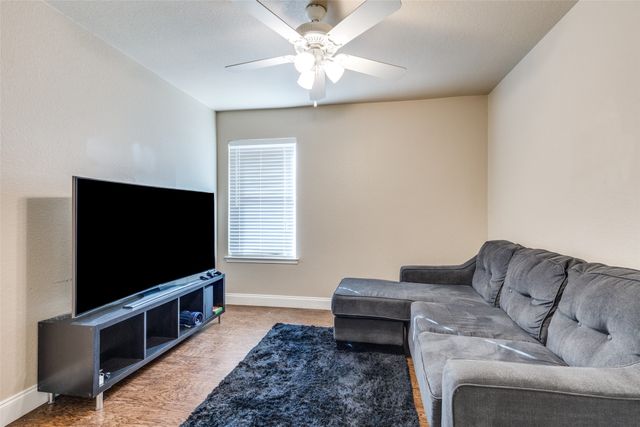 13729 Village Vista Drive, Fort Worth, TX 76052