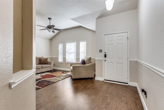 13729 Village Vista Drive, Fort Worth, TX 76052