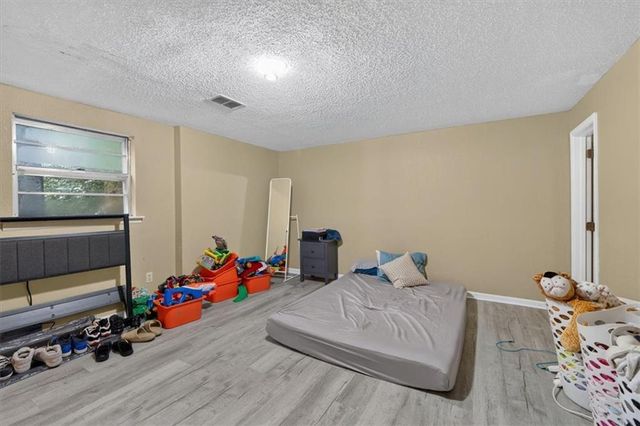 8310 Sterling Avenue, Raytown, MO 64138