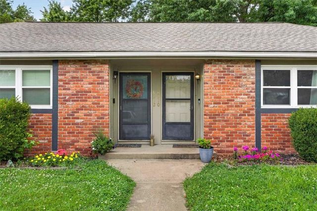 8310 Sterling Avenue, Raytown, MO 64138